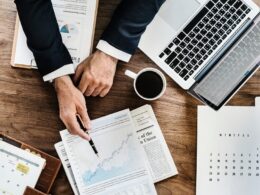 6 Effective Ways by Eric Dalius to Reduce the Cost of Your Business in 2021