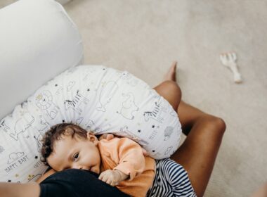 feeding pillow