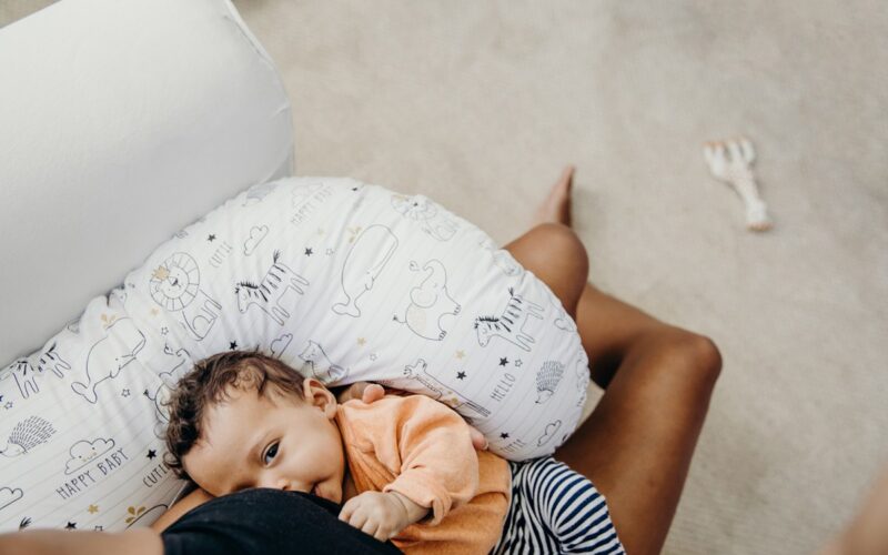 feeding pillow